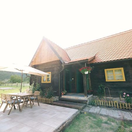 Вілла Plitvice Chalet Korana Екстер'єр фото