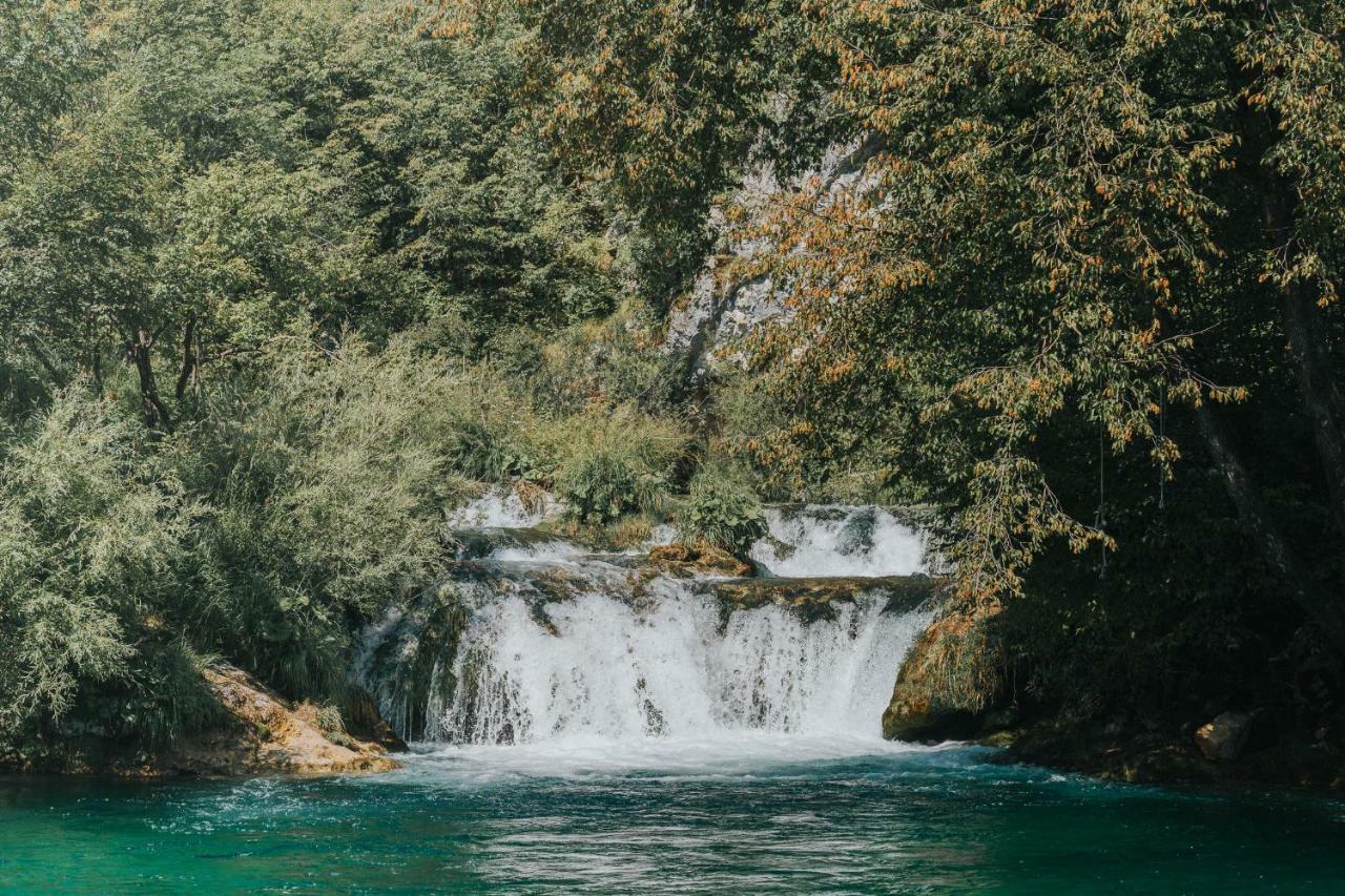 Вілла Plitvice Chalet Korana Екстер'єр фото